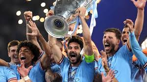 重创！皇马右后卫阿诺德大腿受伤 将缺阵两月之久