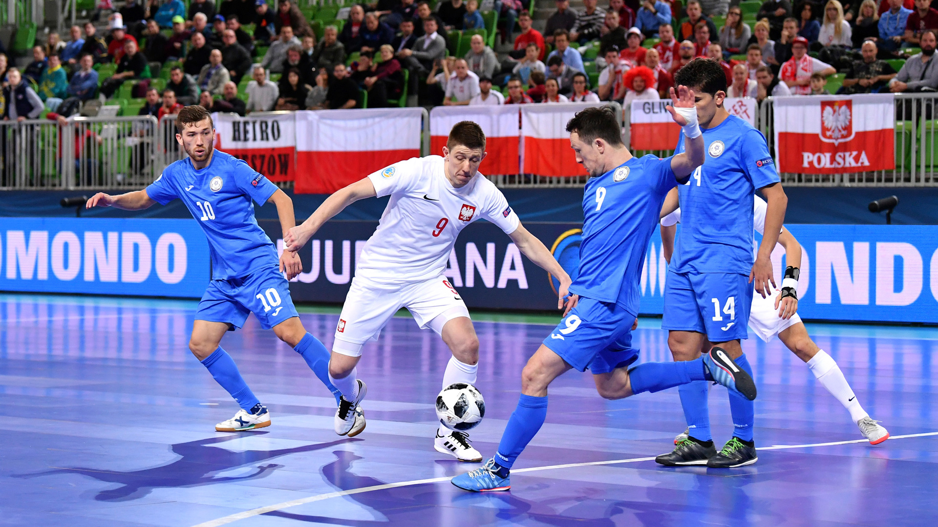 U21联赛综述：西海岸16-1狂胜昆明，争冠组英博、浙江4连胜